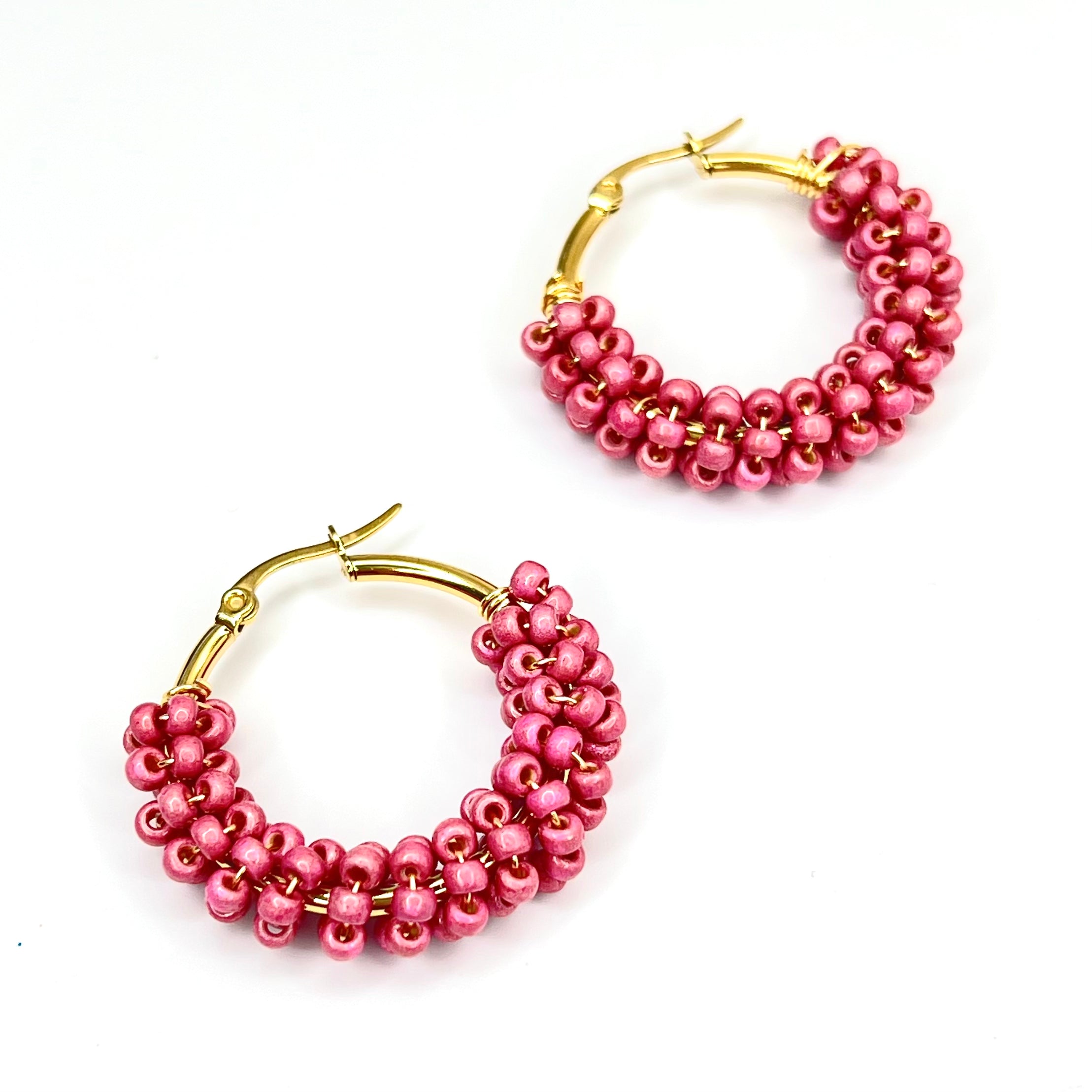 Argollas Doradas Alambradas a Mano - Barbie Earrings